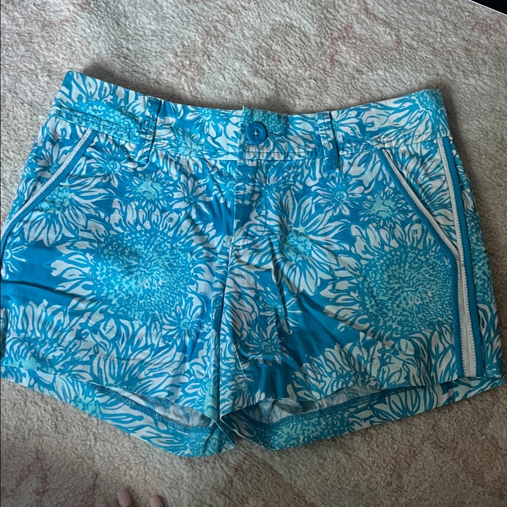 Lilly Pulitzer Blue Floral Women's Shorts